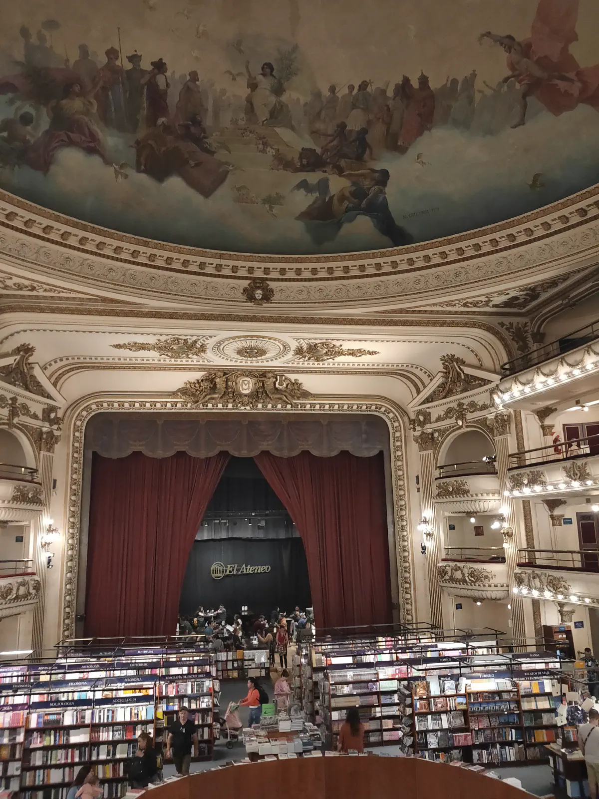 エル・アテネオの点兄