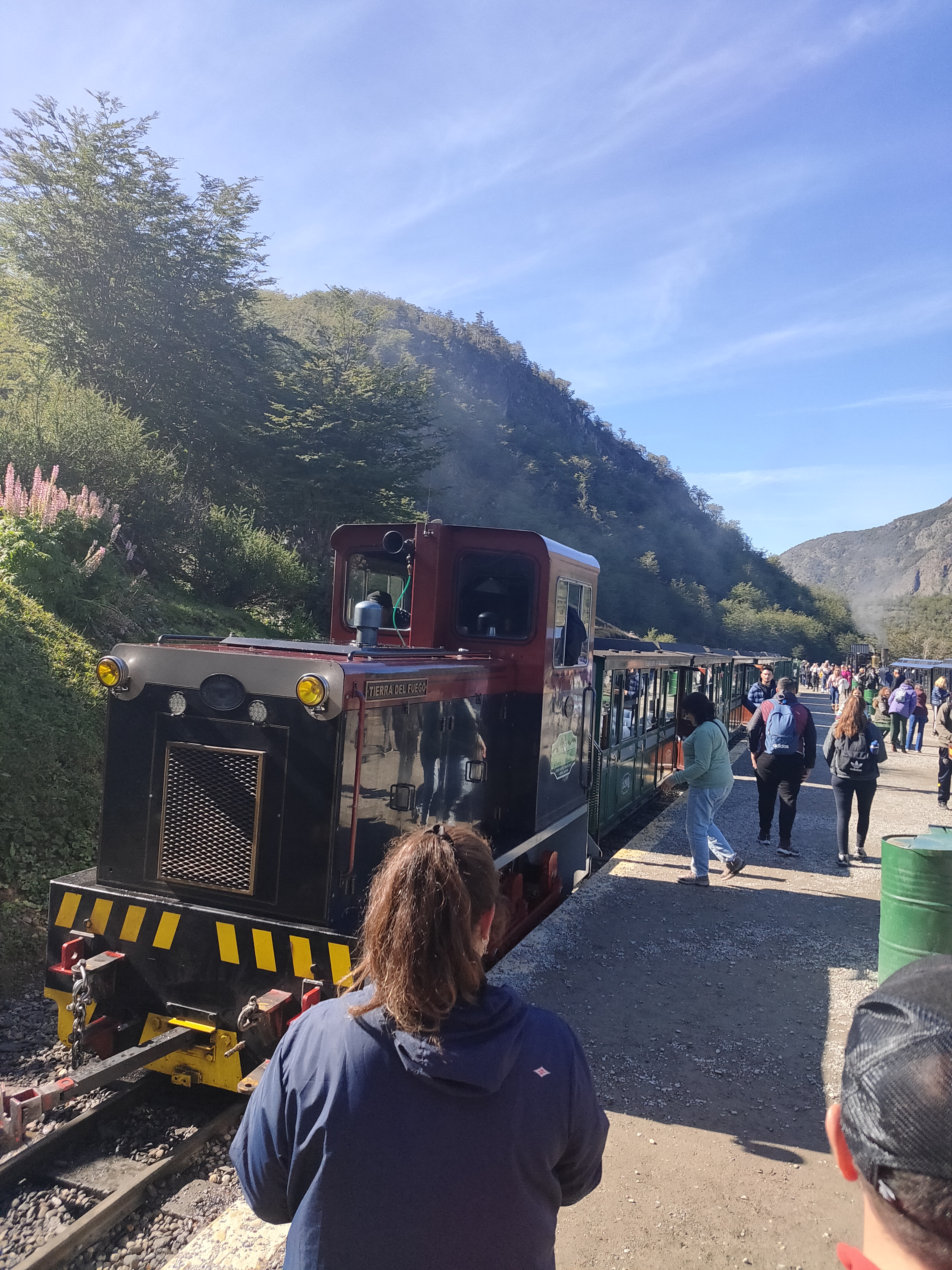 世界の果て号の全景