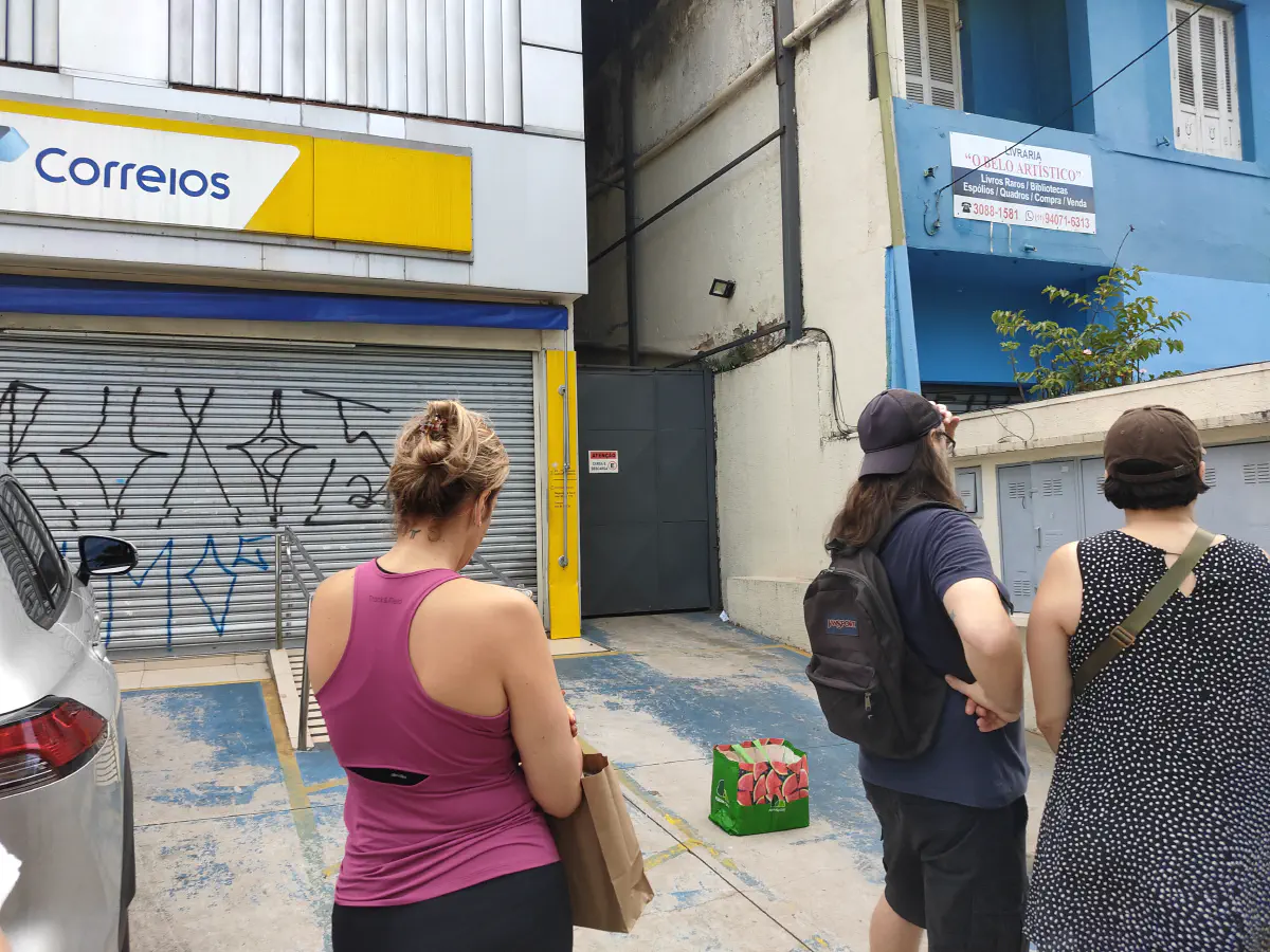 ブラジルの郵便局で国際郵便を試みる